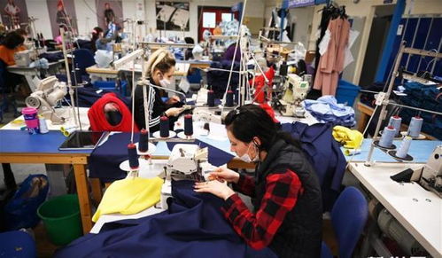 英國時裝廠改產(chǎn)醫(yī)護服裝